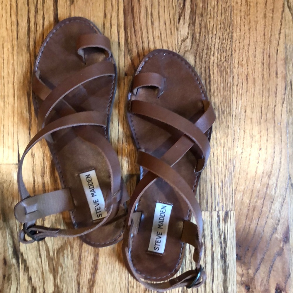 Steve Madden sandals (like new!)